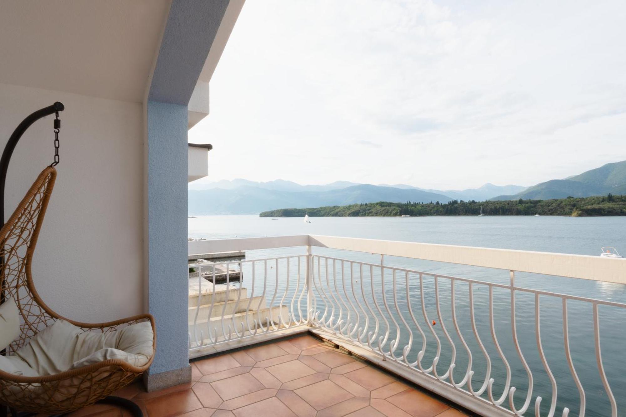 Apart-Hotel Villa Lav Nova Pec Exterior foto